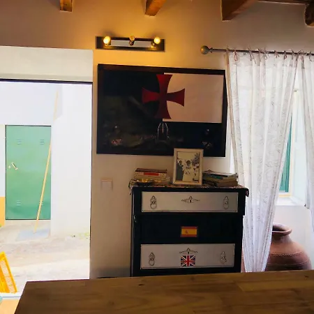 Apartment Pe Do Castelo *